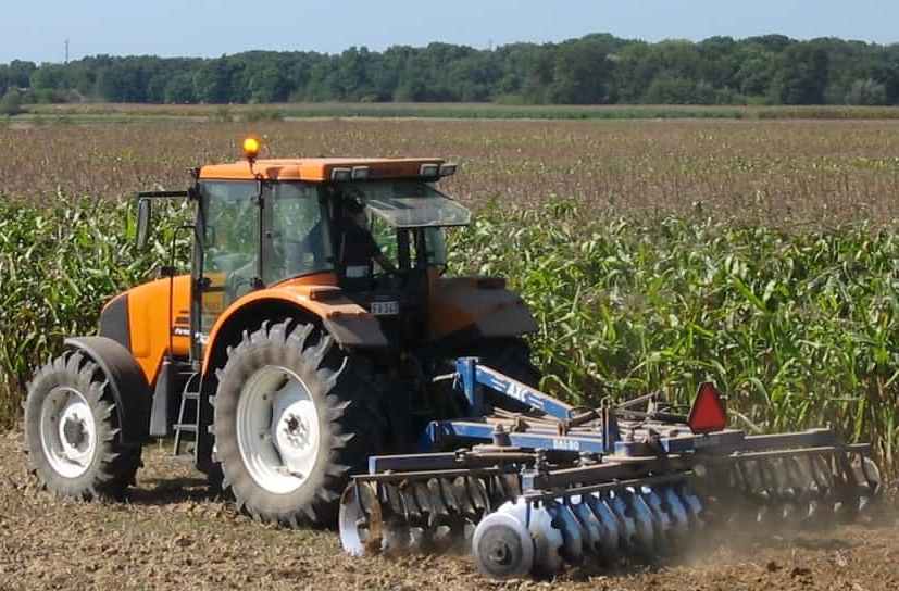 Equipment leasing
